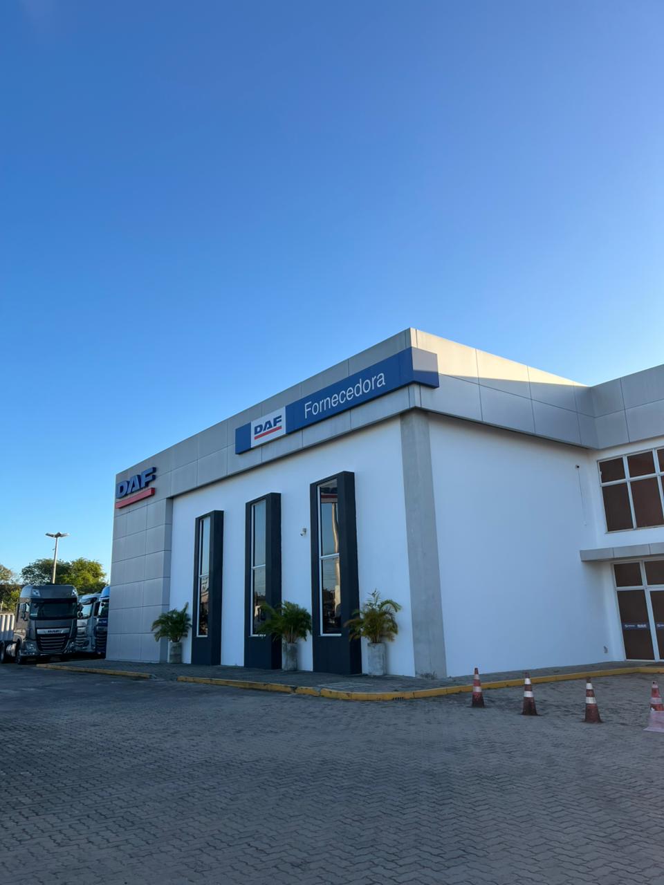 Institucional